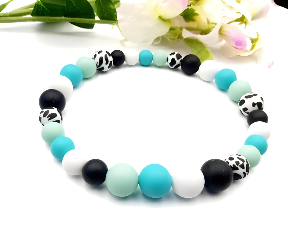 Jade coloured jewellery necklace