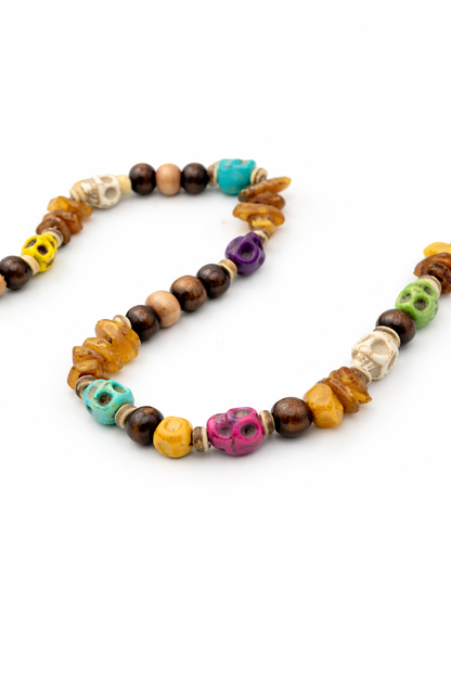 Halsband mit Bernstein und Howlith