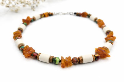 Zeckenhalsband EM Keramik mit Bernstein und Ozeanjaspis