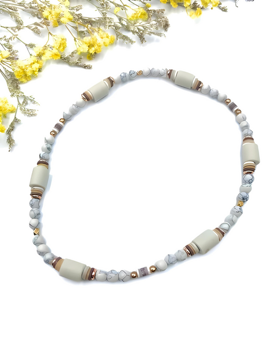 Zeckenhalsband EM Keramik mit Magnesit, Katsukiperlen und rosegoldene Metallelementen